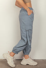 Load image into Gallery viewer, VERY J Elastic Waist Woven Cargo Pants
