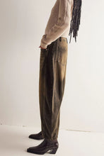 Load image into Gallery viewer, Wide Leg Jeans with Pockets