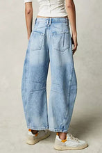 Load image into Gallery viewer, Wide Leg Jeans with Pockets