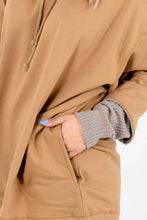Load image into Gallery viewer, Drawstring Contrast Long Sleeve Hoodie