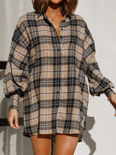 Load image into Gallery viewer, Plaid Button Up Long Sleeve Shirt