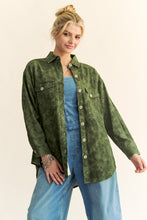 Load image into Gallery viewer, Davi & Dani Curved Hem Diamond Quilted Button Up Denim Shacket