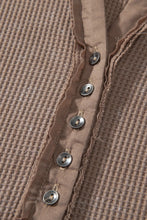 Load image into Gallery viewer, Notched Long Sleeve Top
