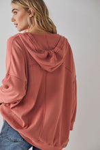 Load image into Gallery viewer, Exposed Seam Drawstring Long Sleeve Hoodie