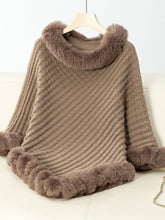 Load image into Gallery viewer, Fuzzy Trim Texture Three-Quarter Sleeve Poncho
