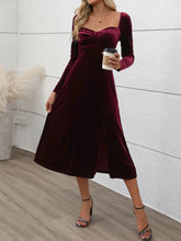 Load image into Gallery viewer, Perfee Sweetheart Neck Long Sleeve Midi Dress
