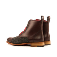 Load image into Gallery viewer, Women's Lace Up Captoe Boot
