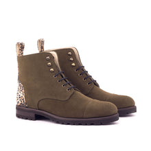 Load image into Gallery viewer, Women's Lace Up Captoe Boot

