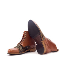 Load image into Gallery viewer, Women's Lace Up Captoe Boot
