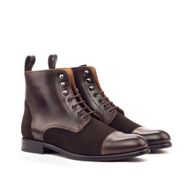 Load image into Gallery viewer, Women's Lace Up Captoe Boot
