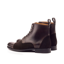 Load image into Gallery viewer, Women's Lace Up Captoe Boot
