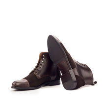 Load image into Gallery viewer, Women's Lace Up Captoe Boot
