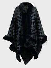 Load image into Gallery viewer, Fuzzy Checkered Long Sleeve Poncho
