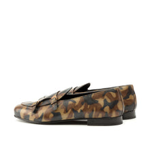 Load image into Gallery viewer, Monk Slipper
