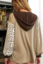 Load image into Gallery viewer, Leopard Drawstring Chest Pocket Hoodie
