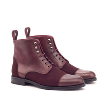 Load image into Gallery viewer, Women's Lace Up Captoe Boot
