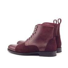 Load image into Gallery viewer, Women's Lace Up Captoe Boot
