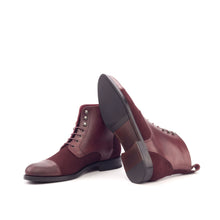 Load image into Gallery viewer, Women's Lace Up Captoe Boot

