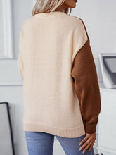 Load image into Gallery viewer, Two Tone Cable Knit Round Neck Long Sleeve Sweater

