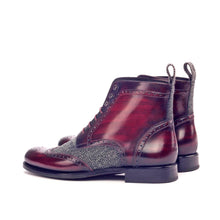 Load image into Gallery viewer, Military Brogue Woman

