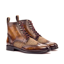 Load image into Gallery viewer, Military Brogue Woman
