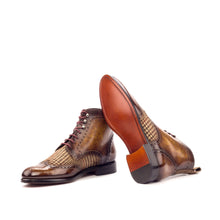 Load image into Gallery viewer, Military Brogue Woman

